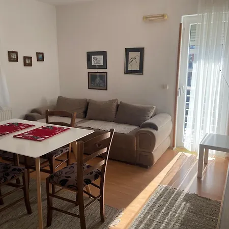 Kovacevic Apartment *